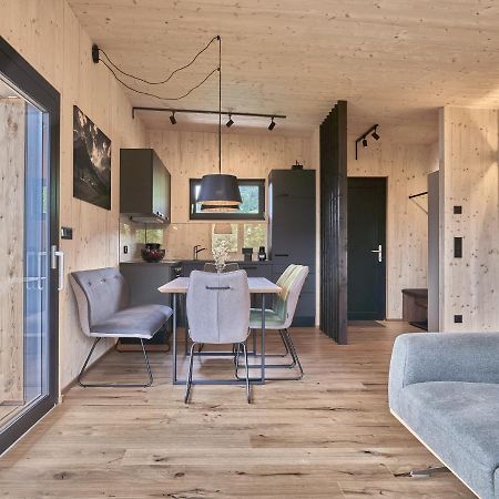 Black Forest Lodges - Gehobene Ferienwohnungen Mit Privatsaunas Tulfes Εξωτερικό φωτογραφία