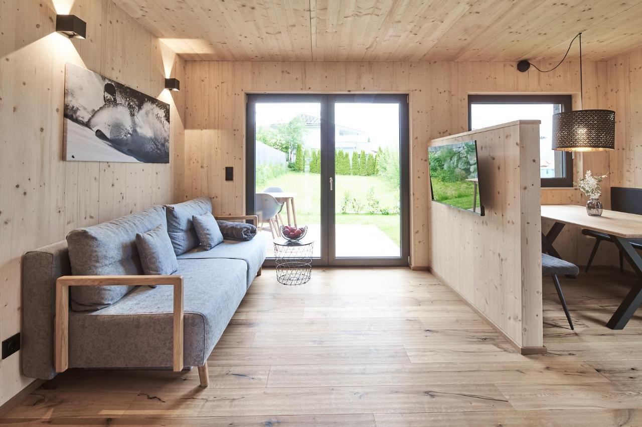 Black Forest Lodges - Gehobene Ferienwohnungen Mit Privatsaunas Tulfes Εξωτερικό φωτογραφία