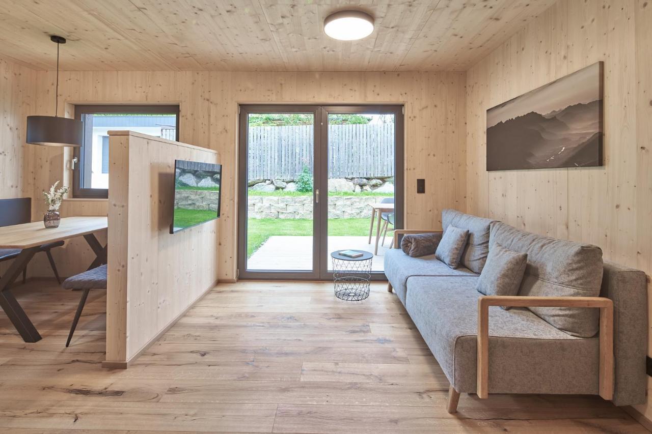 Black Forest Lodges - Gehobene Ferienwohnungen Mit Privatsaunas Tulfes Εξωτερικό φωτογραφία
