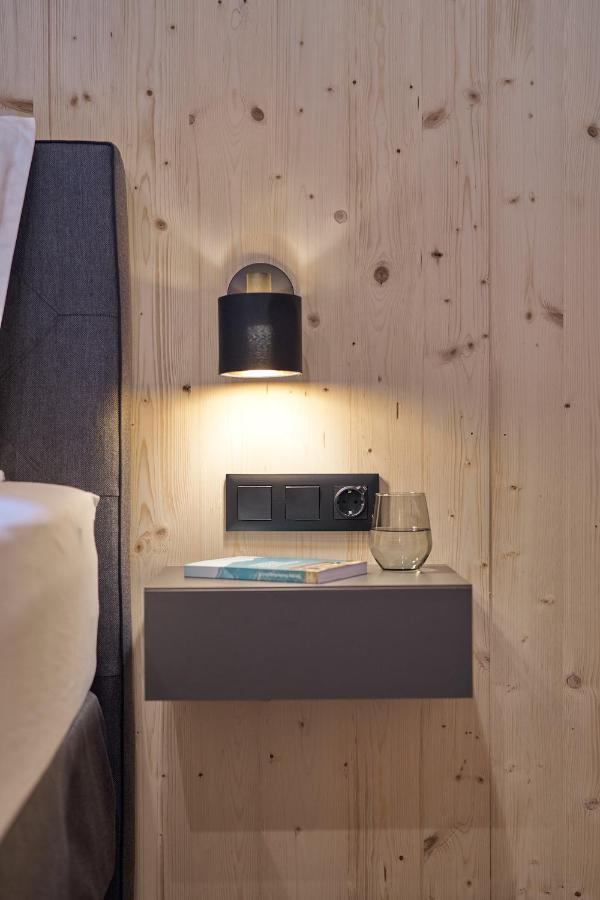 Black Forest Lodges - Gehobene Ferienwohnungen Mit Privatsaunas Tulfes Εξωτερικό φωτογραφία
